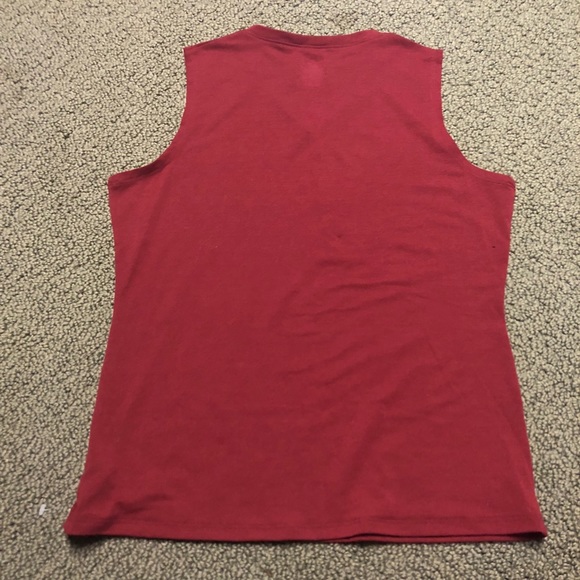 Maroon Under Armour tank top - Picture 3 of 3